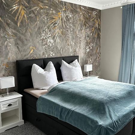 Apartament Traumhafter Altbaucharme In Zentraler Lage Kilonia Zewnętrze zdjęcie