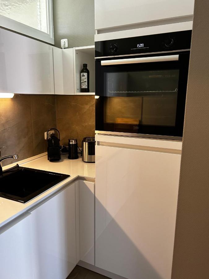 Apartament Traumhafter Altbaucharme In Zentraler Lage Kilonia Zewnętrze zdjęcie