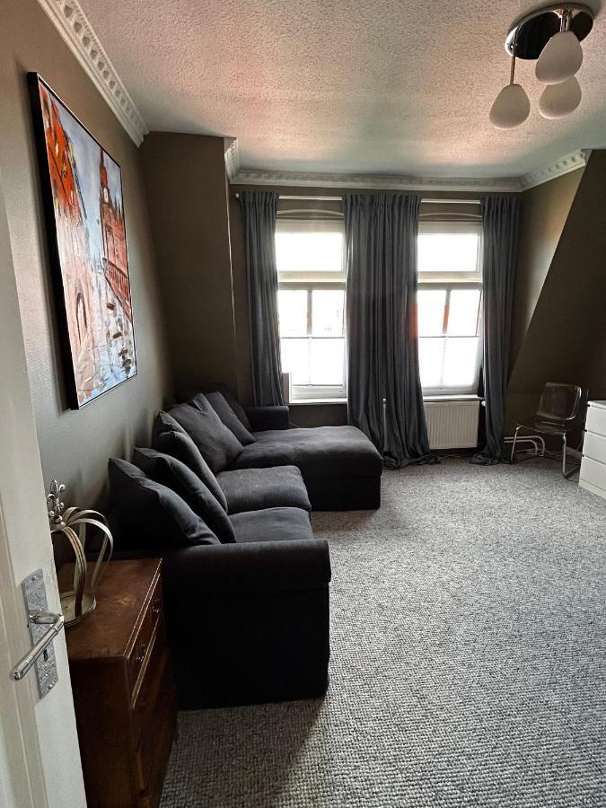 Apartament Traumhafter Altbaucharme In Zentraler Lage Kilonia Zewnętrze zdjęcie